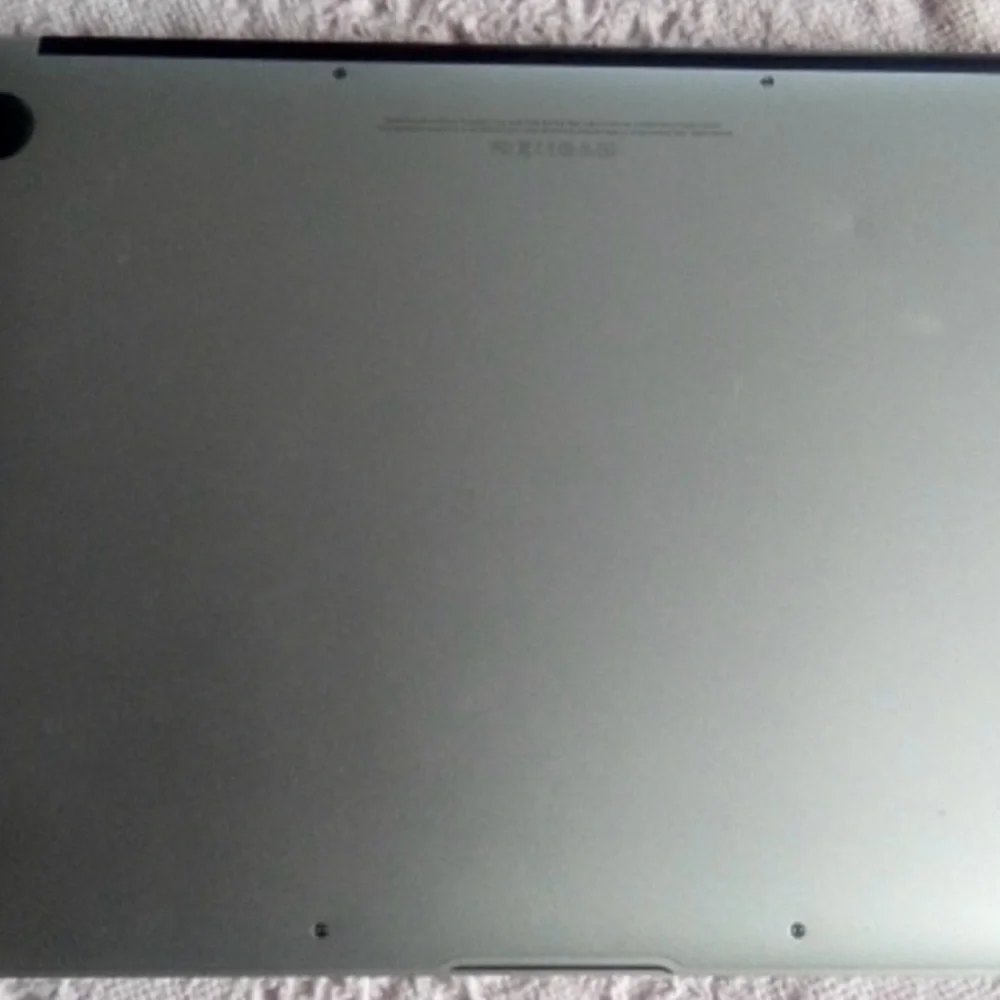 2014 MacBook Air Apple laptop